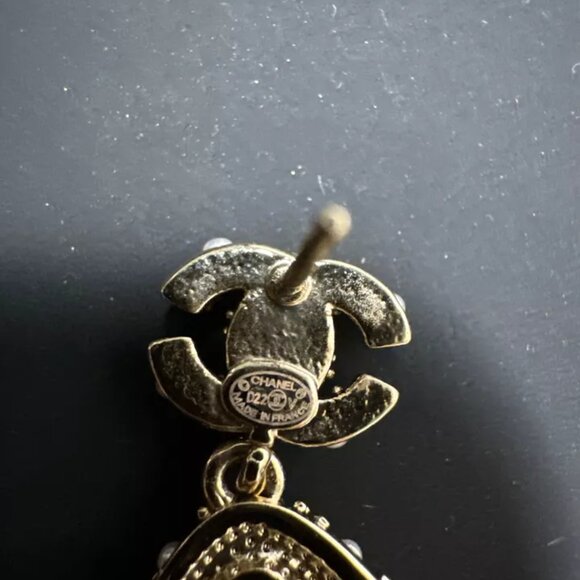 Chanel Gold Tone Drop Dangle Faux Pearl CC Earrings - Picture 5 of 5